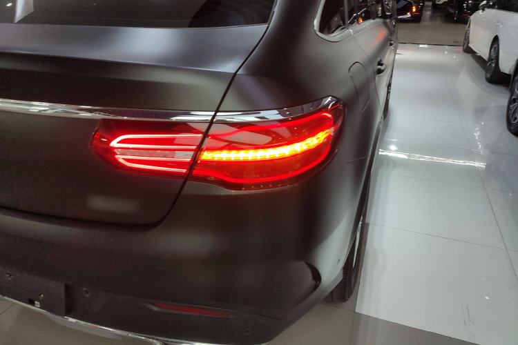 Used Mercedes-Benz GLE Coupe 2017 GLE 320 4MATIC Coupe SUV
