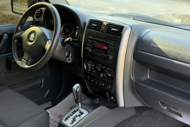 Used Suzuki Jimny 2012 1.3 AT JLX