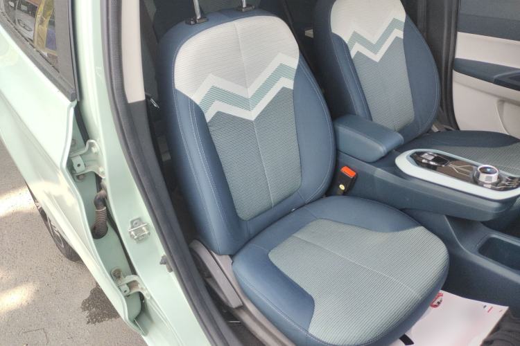 Used CHANGAN Benni E-Star 2022 Qingxin Edition Colorful Model Lithium Iron Phosphate Right Front Seat
