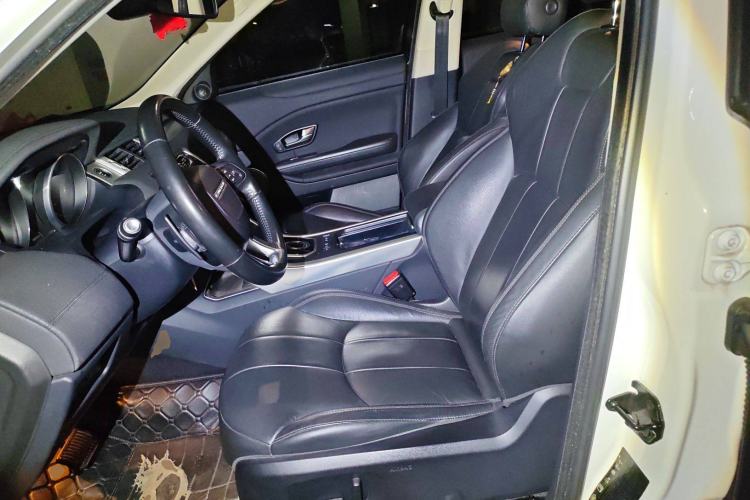 Used Land Rover Range Evoque 2016 2.0T PURE Style Edition Left Front Seat