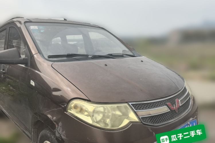 Used Wuling Hongguang 2015 1.2L S Base Model China V Standard