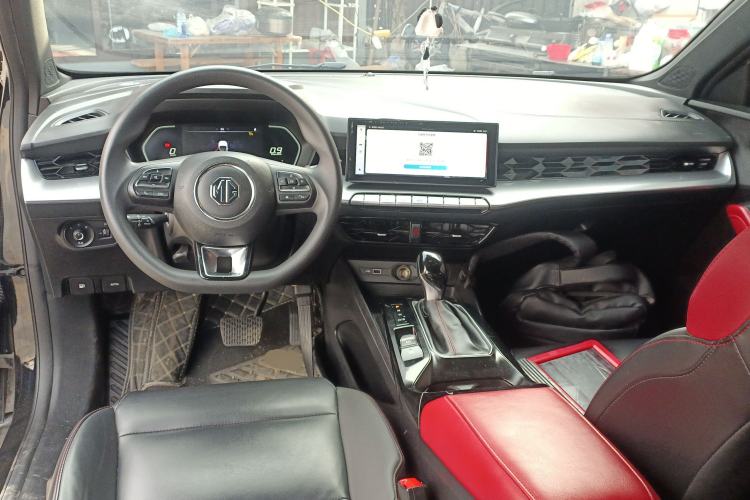 Used MG 5 2022 180 DVVT CVT Youth Luxury Edition

