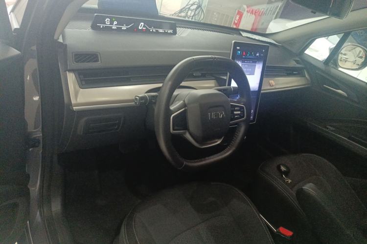 Used NETA V 2021 Standard Range Entertainment Version – Upgraded Model