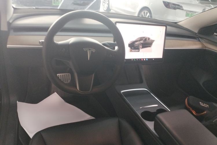 Used Tesla Model 3 2022 Performance High-Performance All-Wheel-Drive Version Center Console