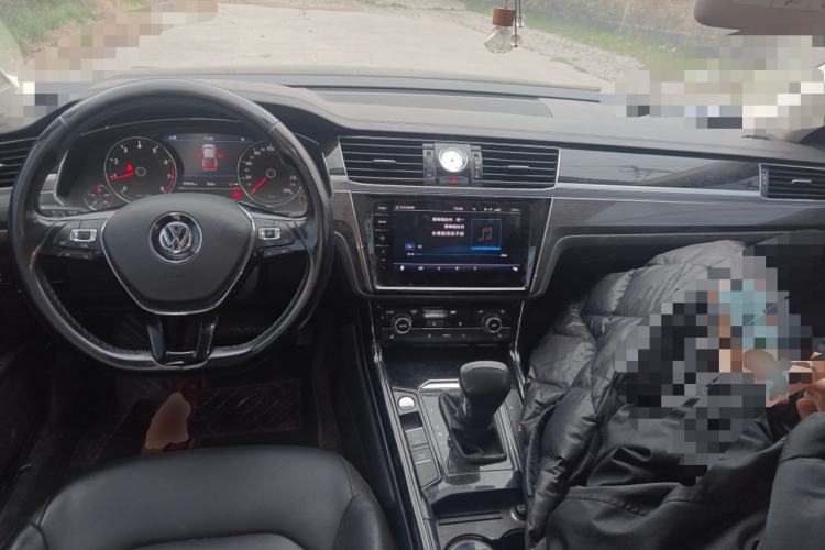 Used Volkswagen Phideon 2019 380TSI Two-Wheel Drive Business Edition China VI Standard