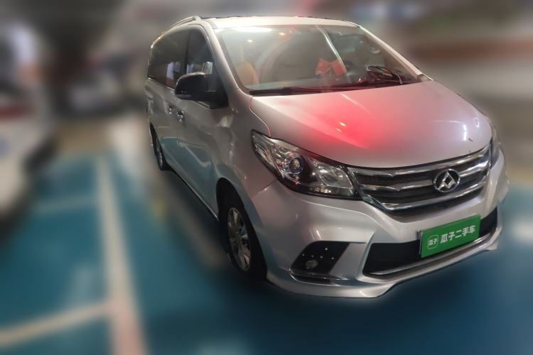 Used SAIC MAXUS G10 2014 2.0T Automatic Elite Edition Front Right 45 Deg