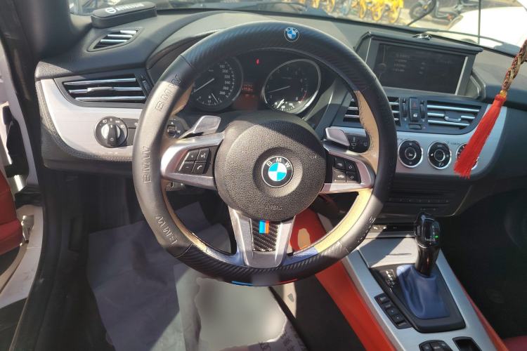 Used BMW Z4 2010 sDrive30i Leading Model