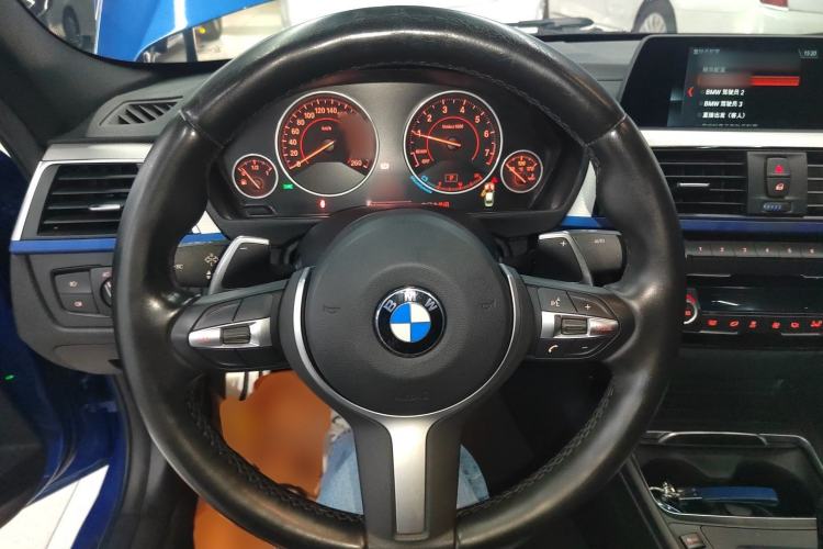 Used BMW 3 Series 2019 320i M Sport Package Steering Wheel