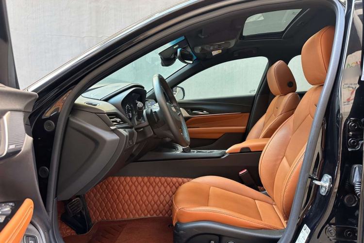 Used Cadillac CT4 2021 28T Luxury Model Interior 5