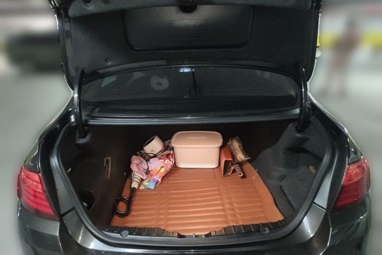 Used BMW 5 Series 2014 525Li Leading Model