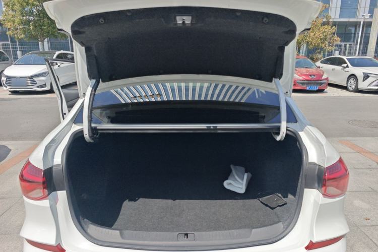 Used Chevrolet Monza 2023 1.3T Mild Hybrid Automatic Luxury Edition Trunk