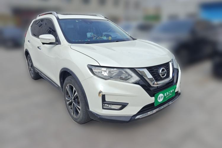 Used Nissan X-Trail 2017 2.5L CVT Luxury Edition 4WD Front Right 45 Deg