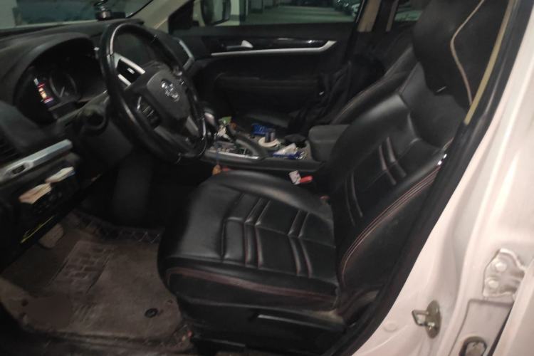 Used Dongfeng Aeolus AX7 2016 2.0L Automatic Zhiyi Trim
