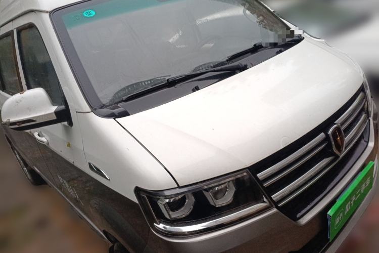 Used Jinbei New Hiace S 2021 1.5L Wealth Central Air-Conditioned Bus China VI Standard Model SWC15M