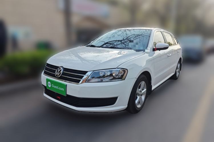 Used Volkswagen Gran Lavida 2013 1.6L Automatic Fashion Model