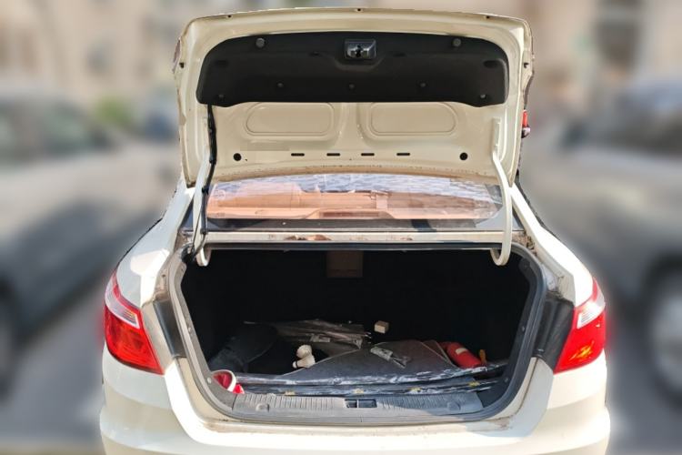 Used Changan Eado 2014 1.6L Manual Luxury Model
