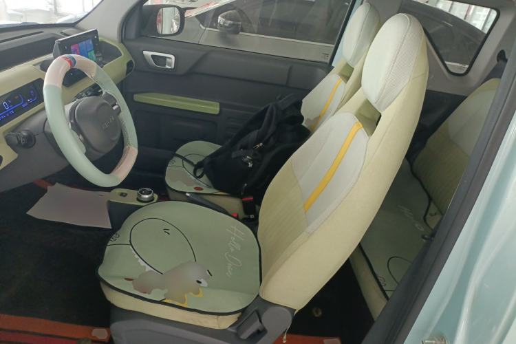 Used Geely Galaxy Panda 2023 Panda Mini 200km Endurance Bear Left Front Seat