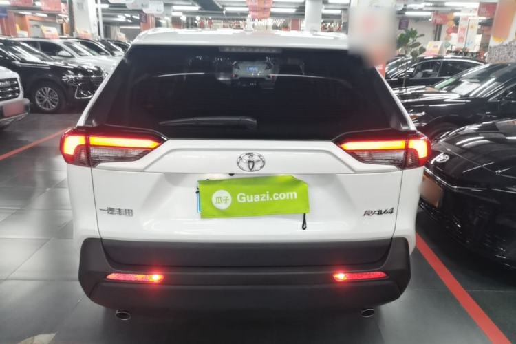 Used Toyota RAV4 2023 2.0L CVT Two-Wheel Drive Urban Edition

