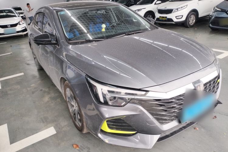 Used Roewe i6 MAX 2020 300TGI Automatic Cool & Stylish Skyroof Edition Front Right 45 Deg