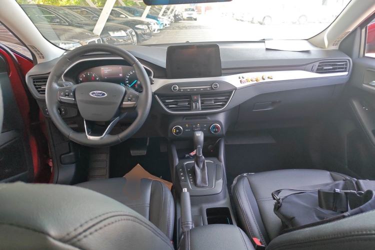 Used Ford Focus 2020 Hatchback 1.5L Automatic Sharp Edition Center Console