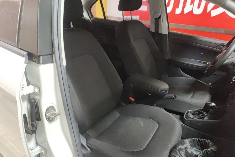 Used Volkswagen Jetta 2019 Dream Edition 1.5L Automatic Fashionable Version
