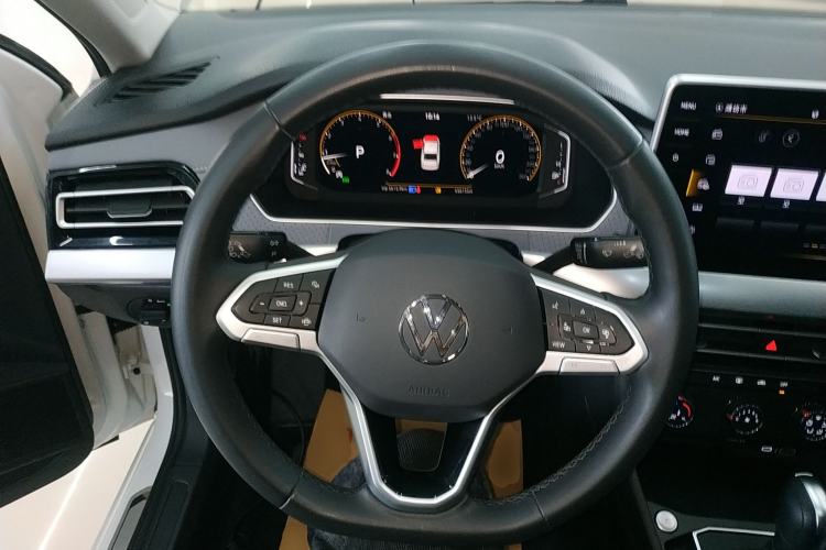 Used Volkswagen Lavida 2023 1.5L Automatic 5 Million Edition Steering Wheel