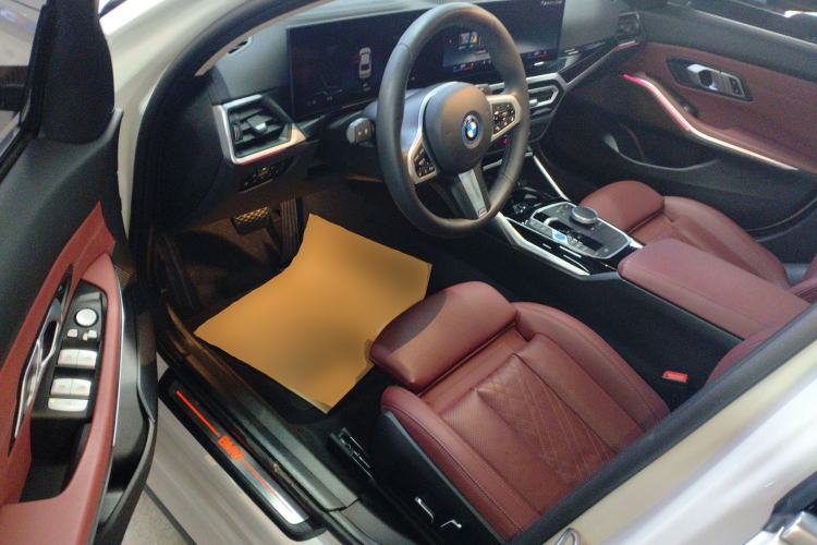 Used BMW i3 2024 eDrive 35 L Driver Seat