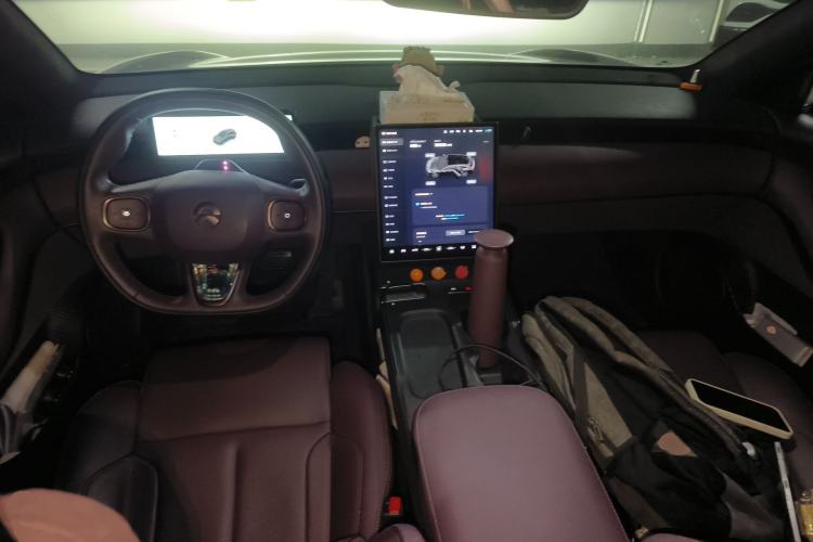 Used Nio ET5T 2024 75kWh Touring Center Console