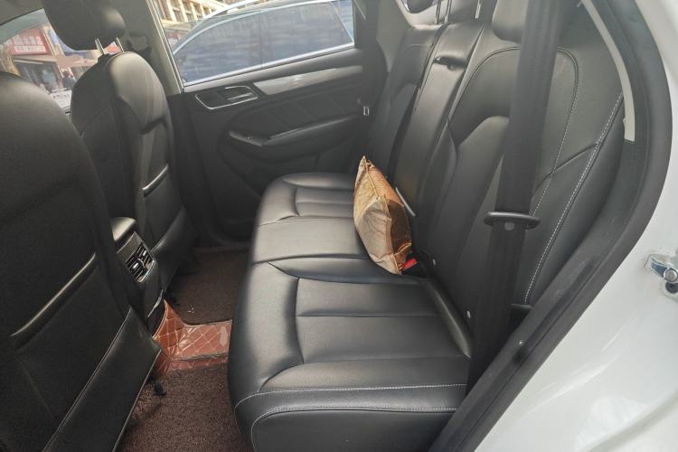 Used Roewe RX5 2019 20T Two-Wheel Drive Automatic 4G Connected Platinum Edition
