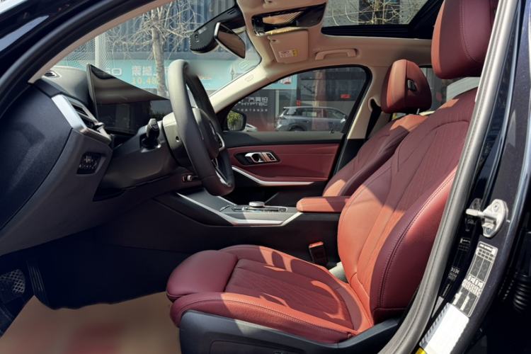 Used BMW i3 2025 eDrive 35 L
