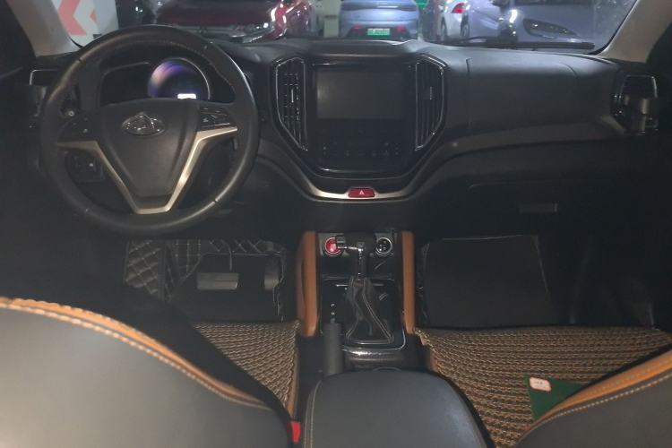 Used CHANGAN OSHAN CX70 2017 CX70T 1.5T Automatic Zunqing Edition Center Console