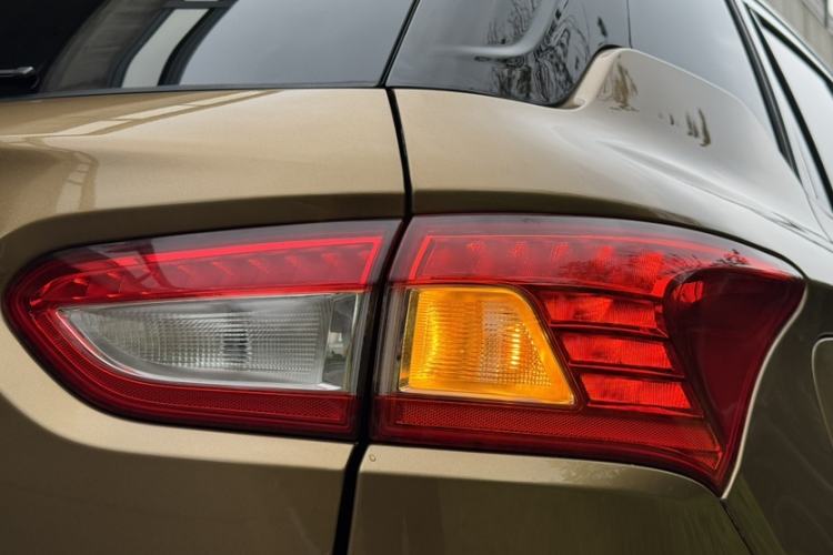 Used GAC Trumpchi GS4 2017 235T Automatic Two-Wheel Drive Luxury Smart Connectivity Version Exterior 7