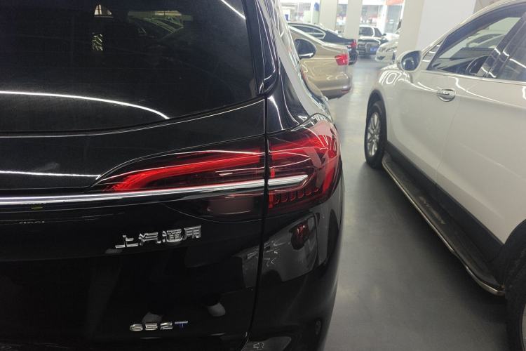 Used Buick Envision 2022 Encore Plus 652T Five-Seat Luxury Model
