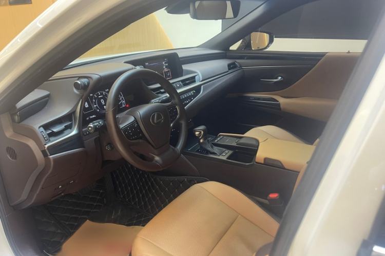 Used Lexus ES 2018 200 Excellence Edition China V Standard