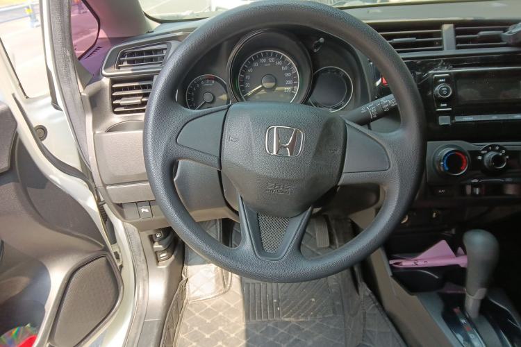 Used Honda Fit 2016 1.5L LXS CVT Comfort Sunroof Version
