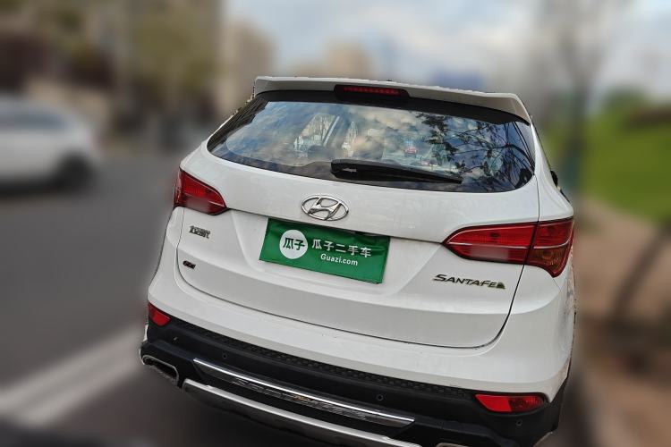 Used Hyundai Santa Fe 2013 2.4L Automatic Two-Wheel Drive Smart Version