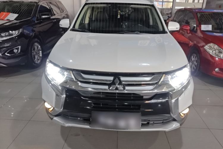 Used Mitsubishi Outlander 2016 2.4L 4x4 Elite Edition 5 Seats