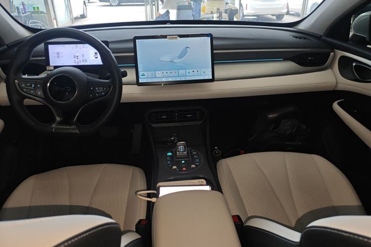 Used BYD Seal 05 DM-i 2025 DM-i Intelligent Drive 120KM Flagship Model Center Console