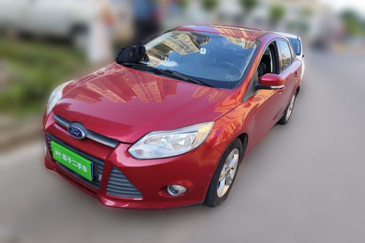 Used Ford Focus 2012 Sedan 1.6L Automatic Fashion Edition