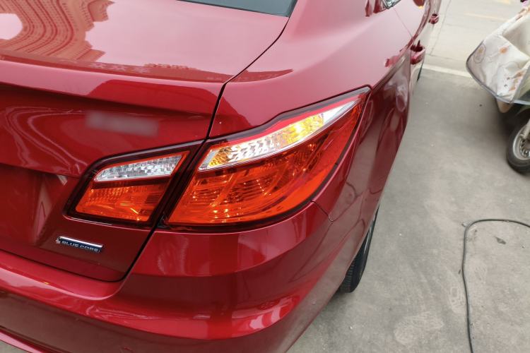 Used Changan Eado 2015 1.6L Manual Luxury Model China V Standard
