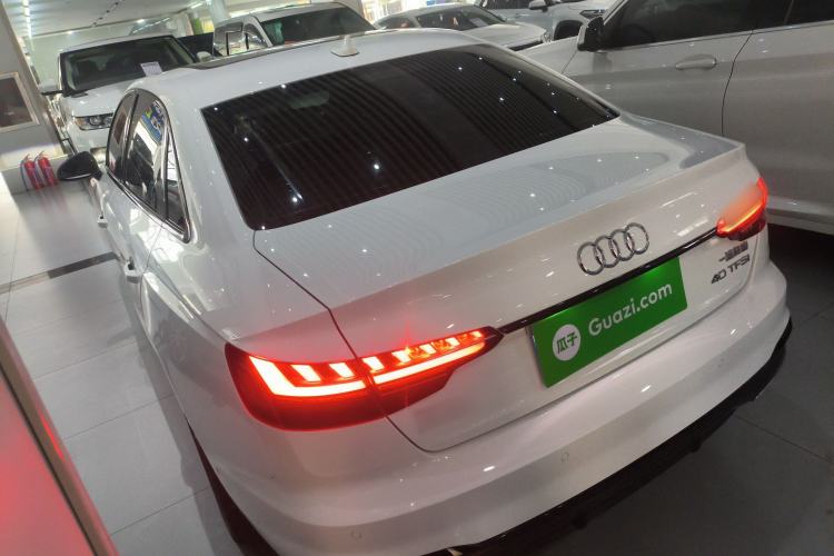 Used Audi A4L 2022 40 TFSI Luxury Dynamic Model
