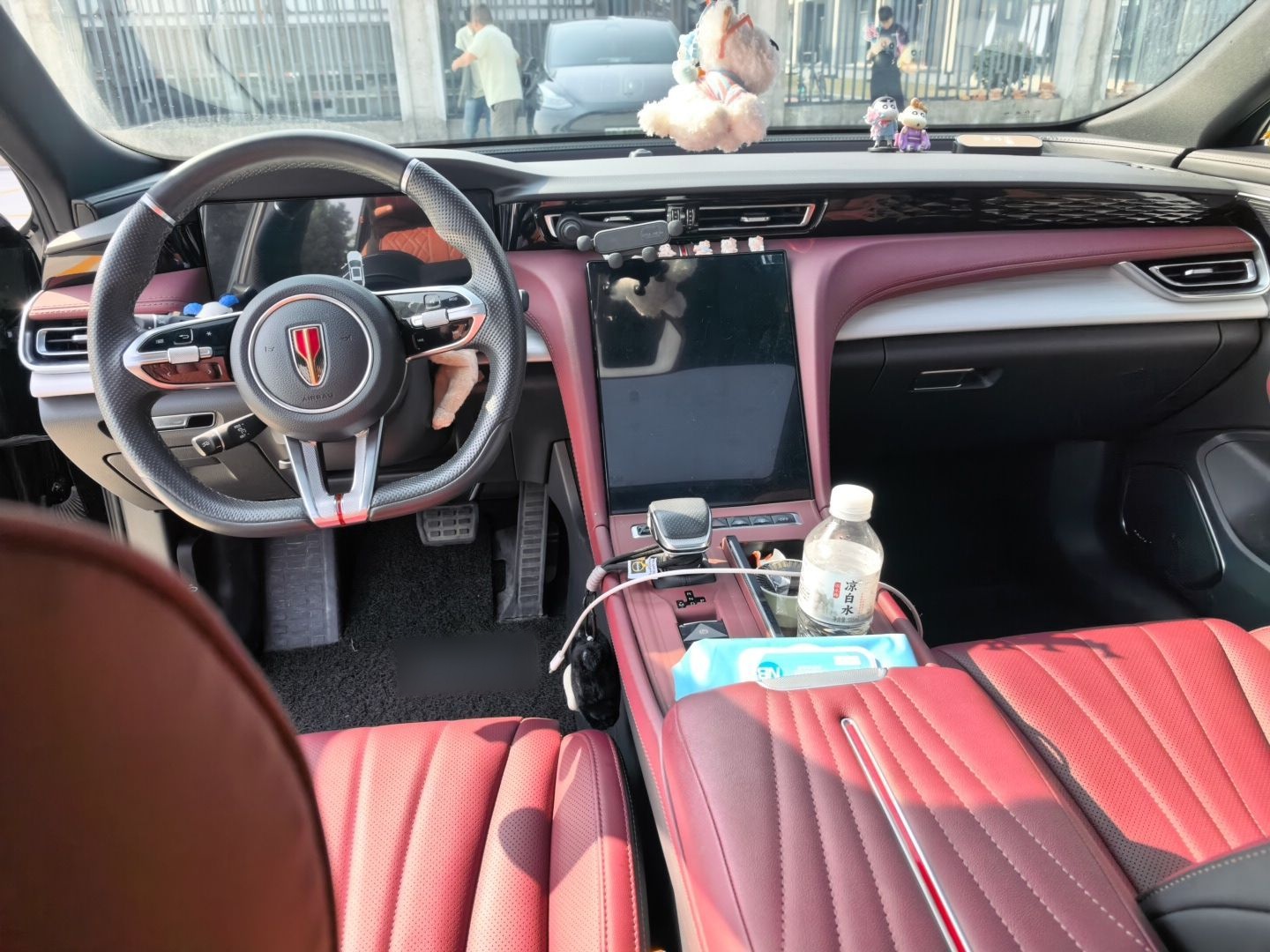 Hongqi H5 2025 2.0T Automatic Xuan Ying Edition — снимка 8