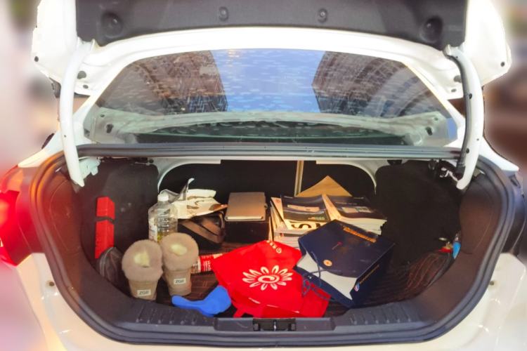 Used Ford Focus 2017 Sedan 1.6L Automatic Comfort Plus SmartDrive Edition Trunk