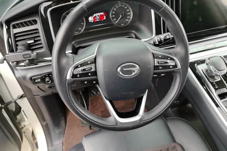 Used GAC Trumpchi M8 2021 Lingxiu Series 390T Deluxe Edition Steering Wheel
