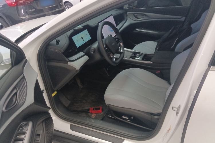 Used BYD Seal 2024 HONOR Edition DM-i 1.5L 121km Luxury Model Driver Seat