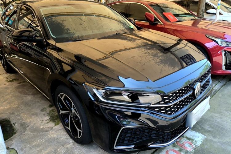 Used Volkswagen Passat 2025 Outstanding Model 380TSI Starry Dragon Edition
