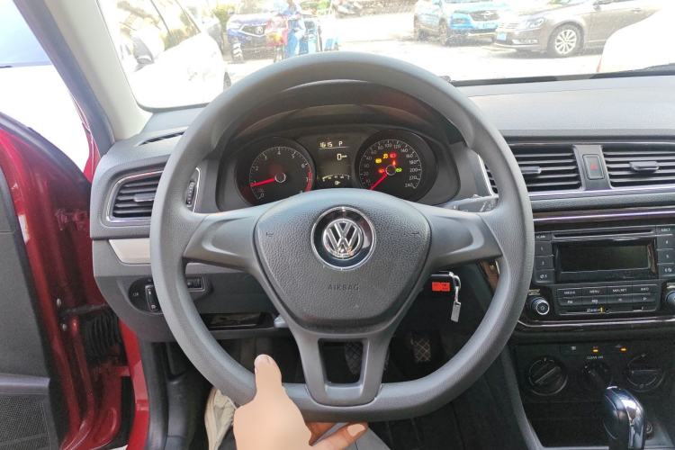 Used Volkswagen Gran Lavida 2015 1.6L Automatic Fashion Edition