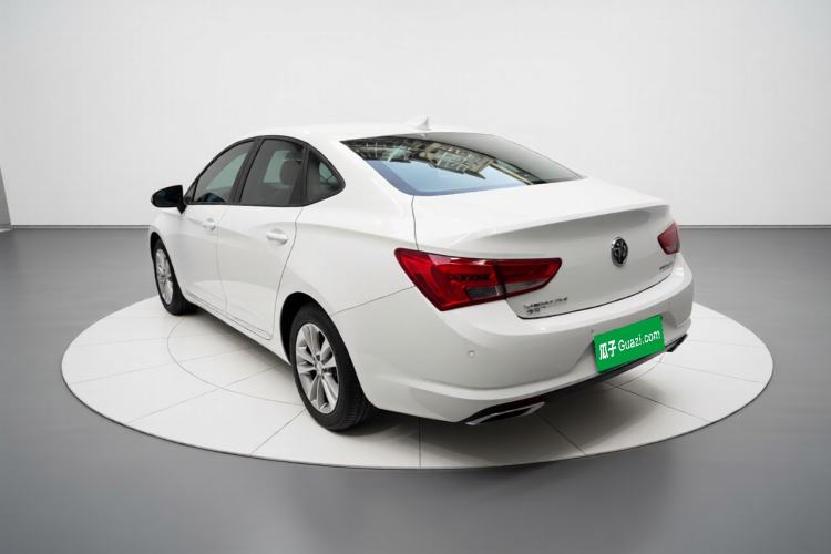 Used Buick Verano 2018 Sedan 20T Dual-Clutch Leading Model Exterior 3