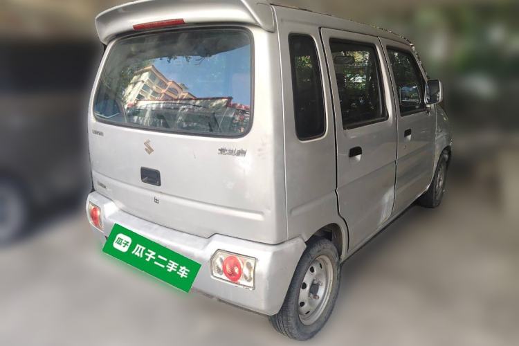 Used Suzuki Wagon R 2011 1.0L
