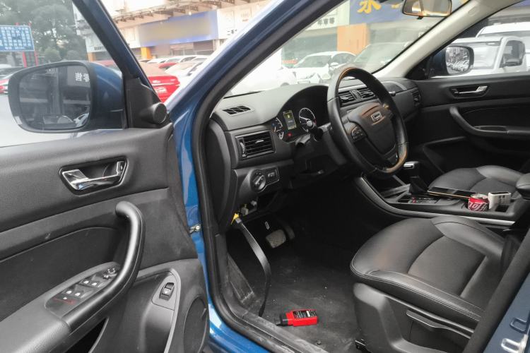 Used Qoros 5 2018 Revised Version 1.6T Automatic Leading Edition